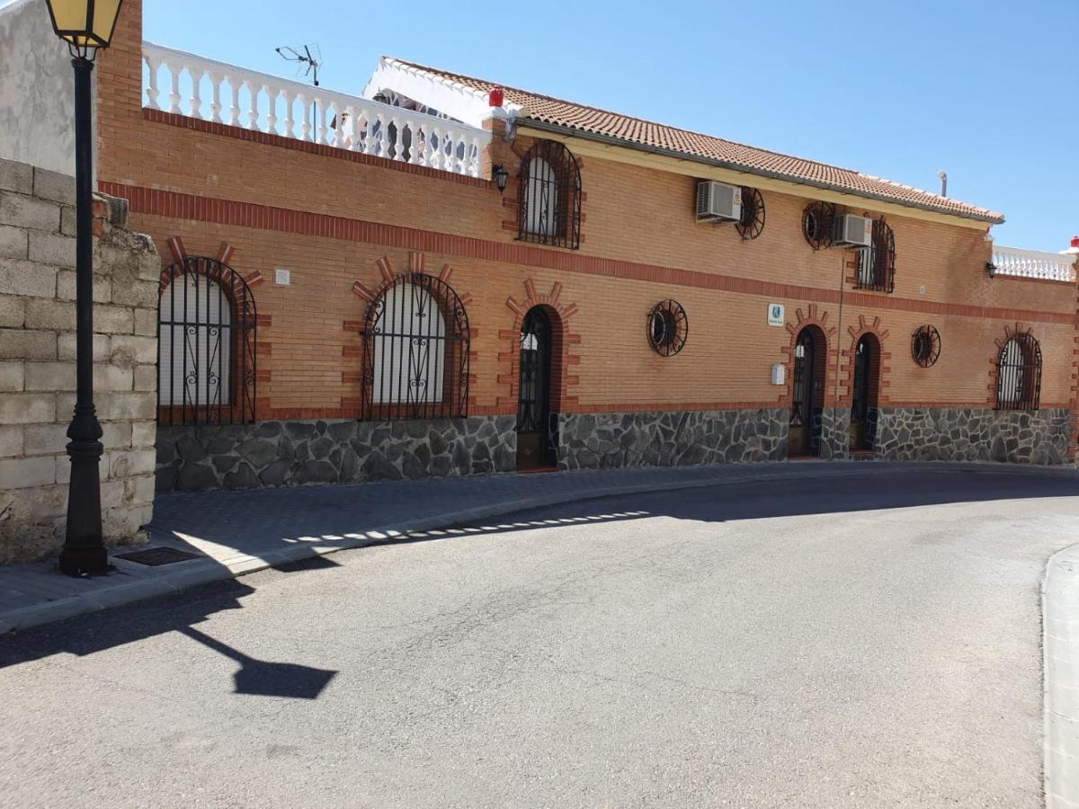 Monte Rosado Viviendas Vacacionales La Peza Buitenkant foto